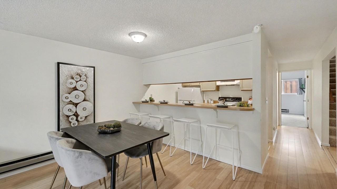 8800 20th Ave Ne - Photo 4 of 16