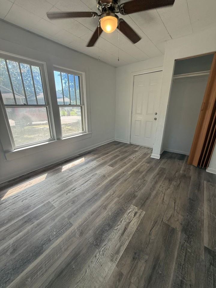 853 S Nettleton Ave - Photo 7 of 10