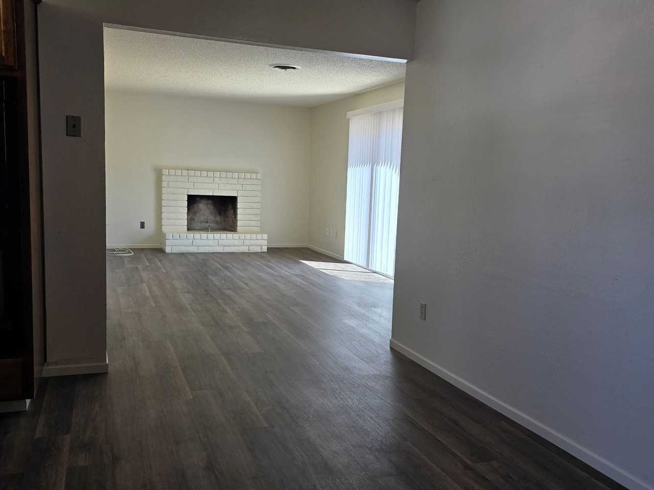 7217 Cranbrook Ave - Photo 7 of 17