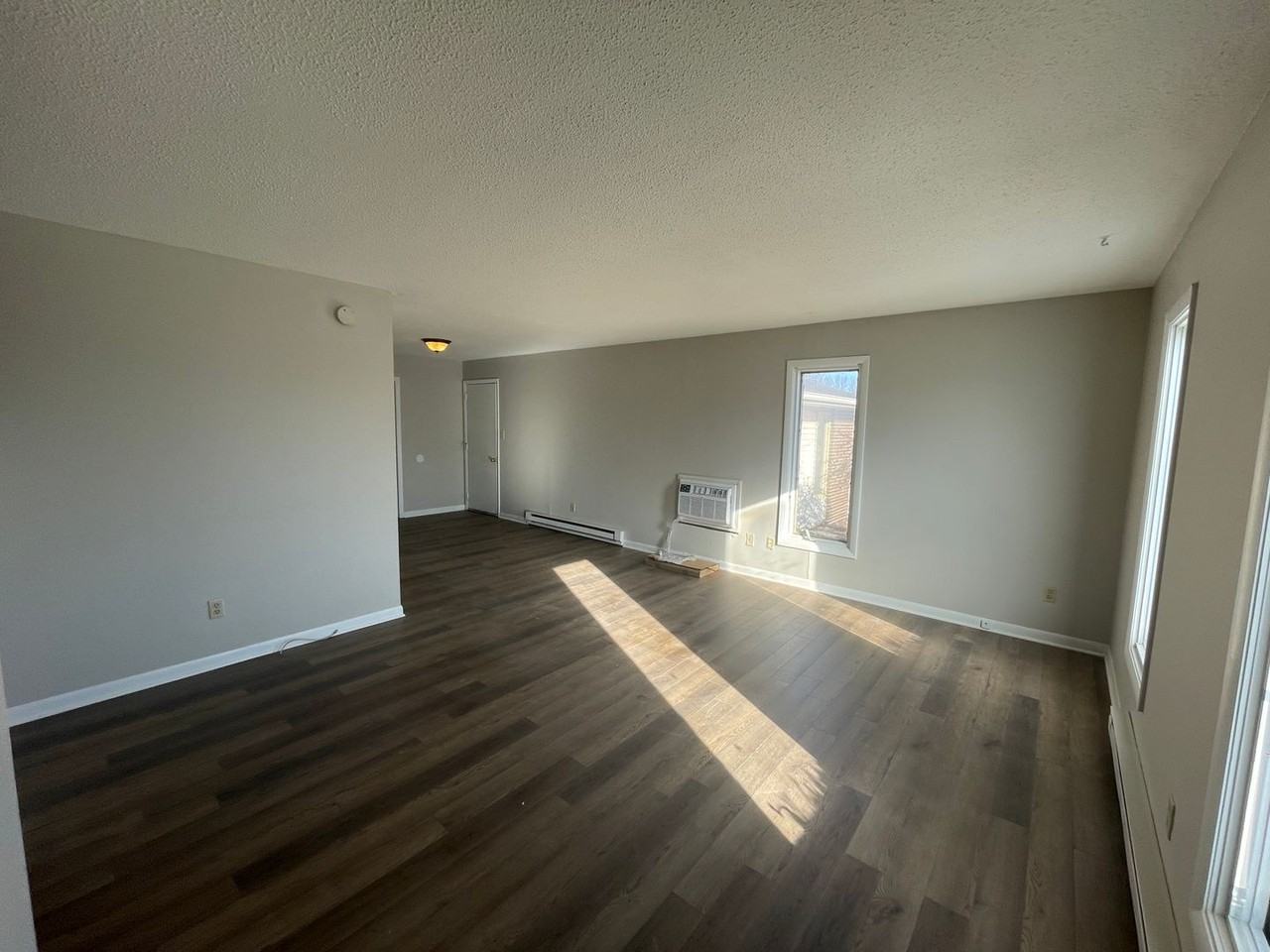 4126 Turf Ln - Photo 2 of 17