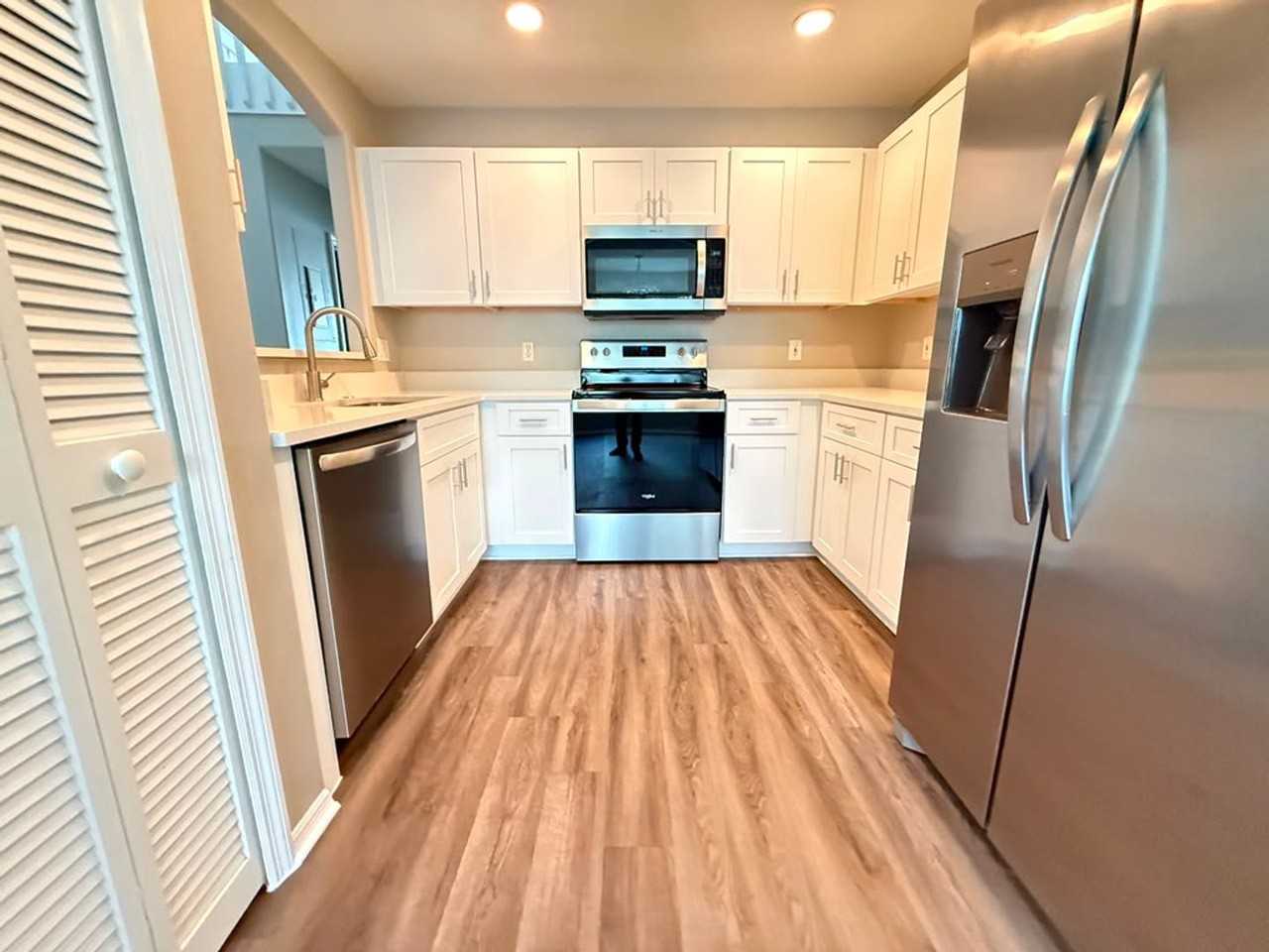 1247 Madeira Key Way - Photo 6 of 22