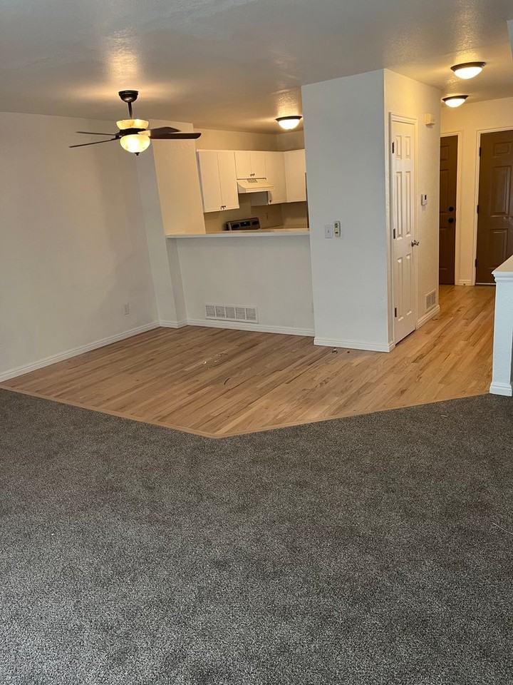 1204 Warrior Way - Photo 3 of 14