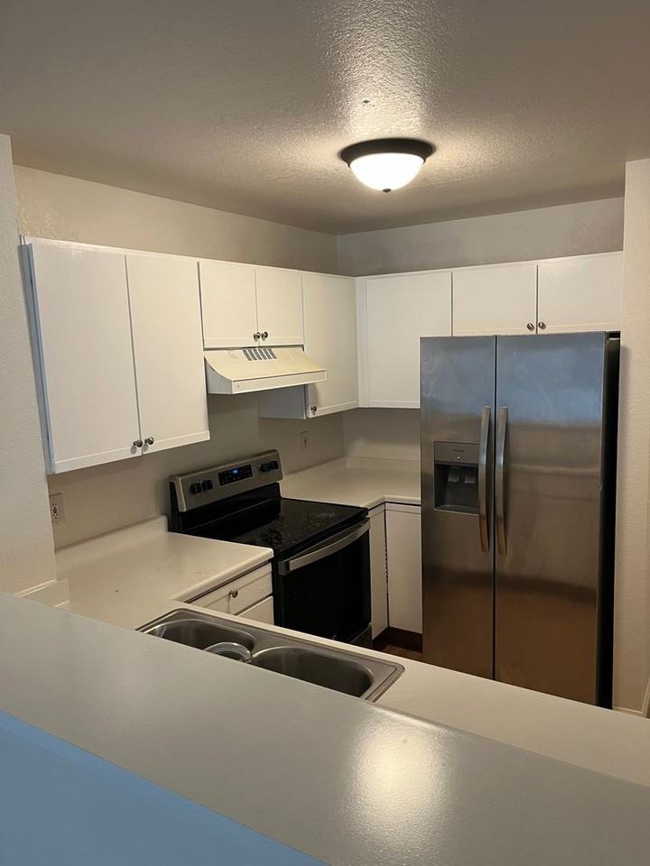 1204 Warrior Way - Photo 4 of 14