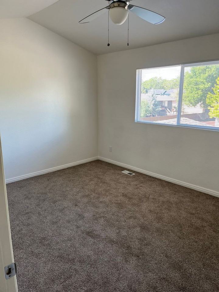 1204 Warrior Way - Photo 6 of 14