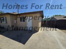 featured image of 1197 W Putnam Ave