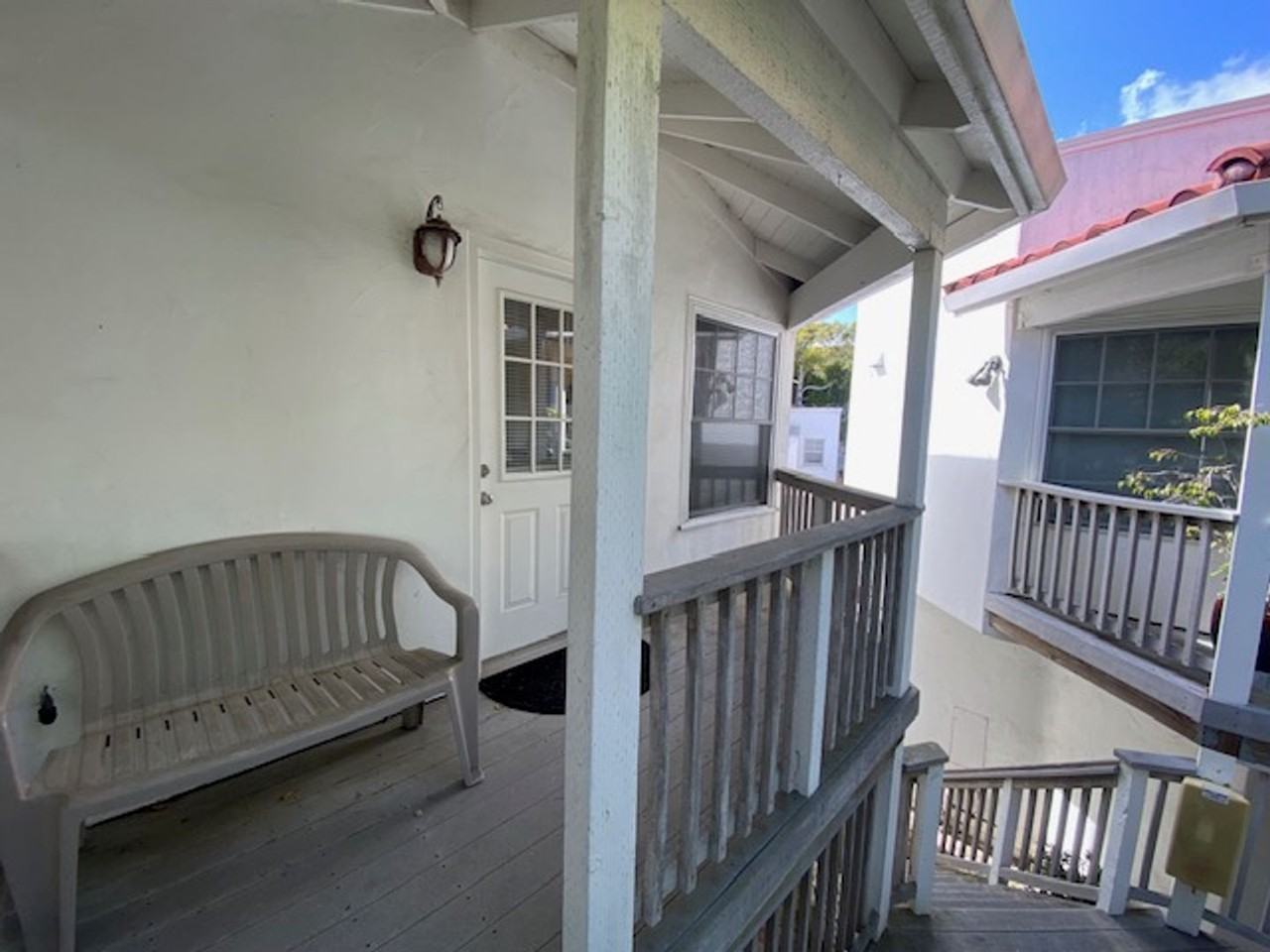 790 Lighthouse Ave - Photo 5 of 25