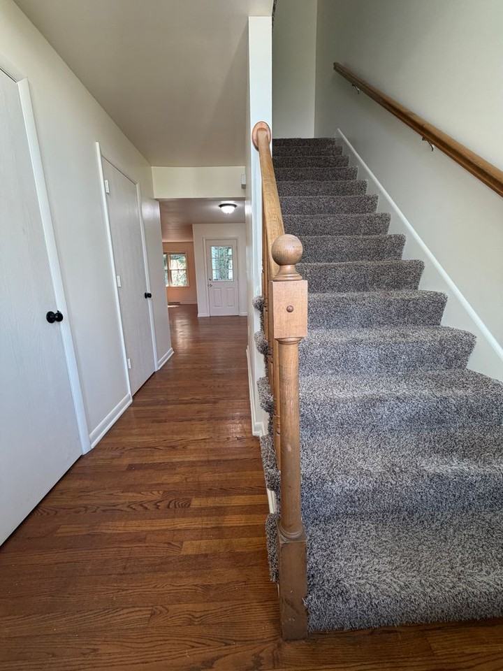 855 S Pearl St - Photo 5 of 31