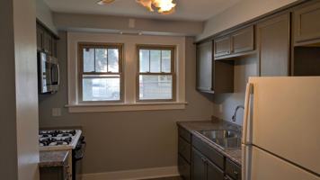 featured image of 1011 California Ave #1R