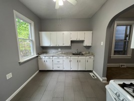 featured image of 325 Rowland Ave #1