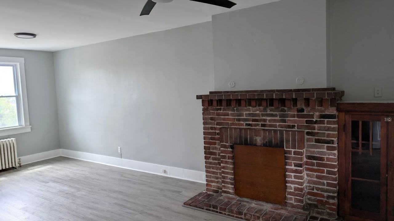199 Saint Joseph St - Photo 2 of 8