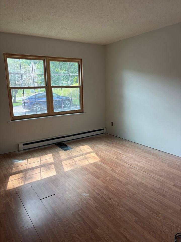 920 Galen Dr - Photo 3 of 12