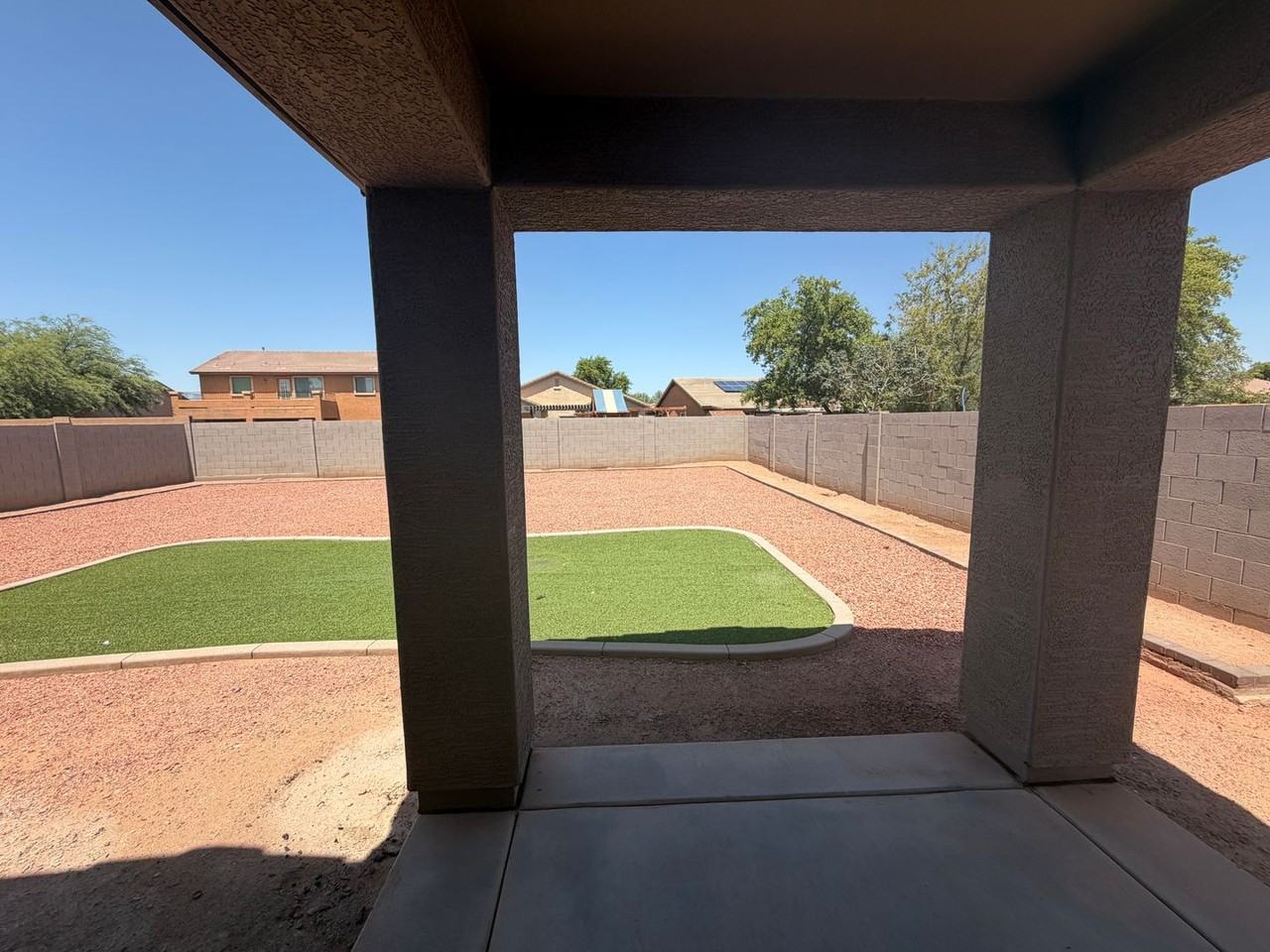 2486 E Dulcinea Trl - Photo 2 of 24