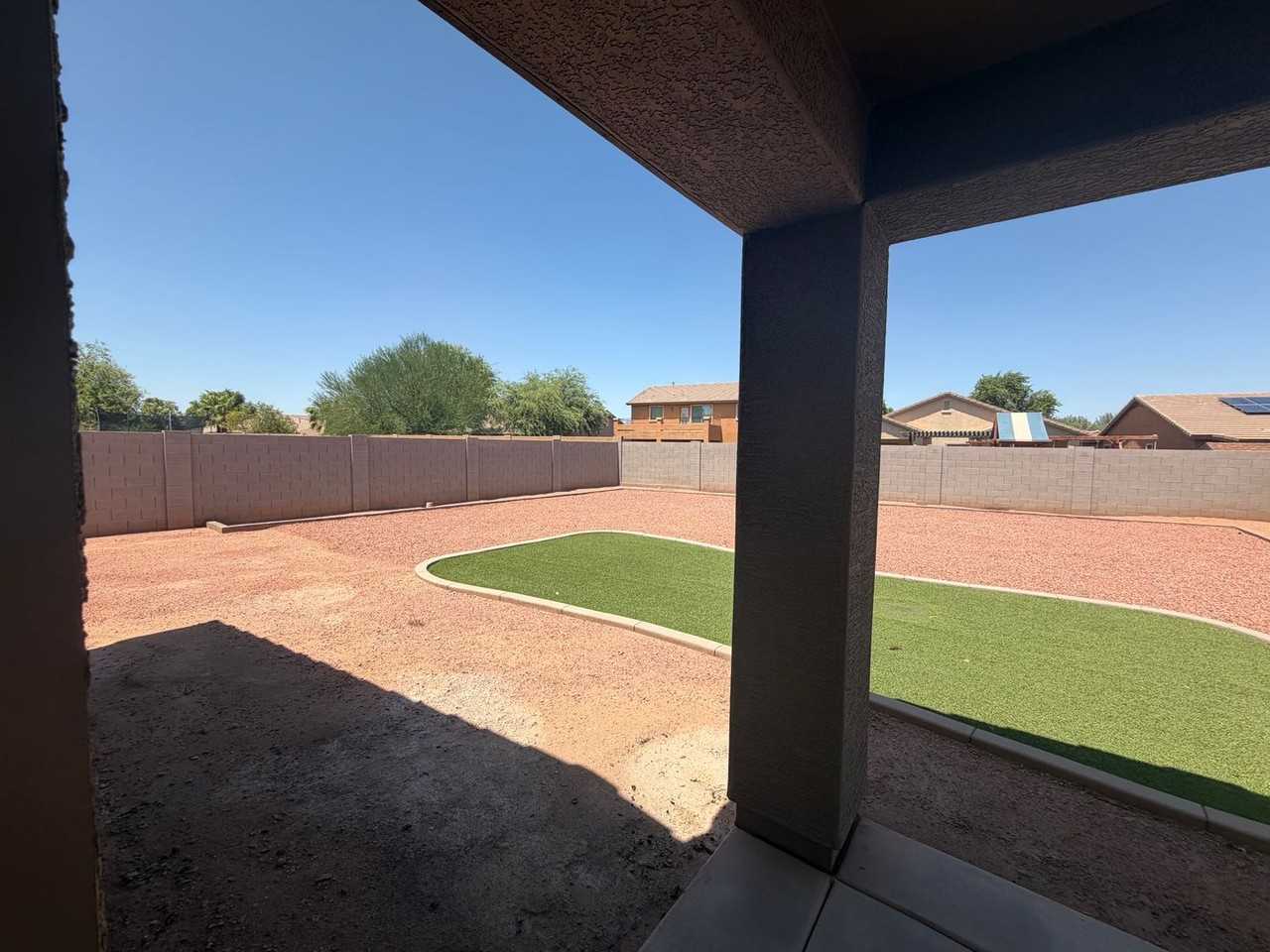 2486 E Dulcinea Trl - Photo 3 of 24