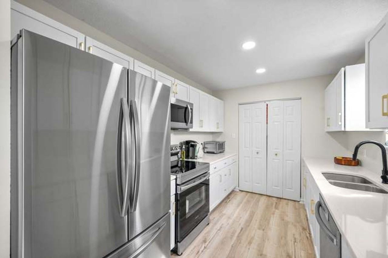 602 Artic Ave - Photo 7 of 19