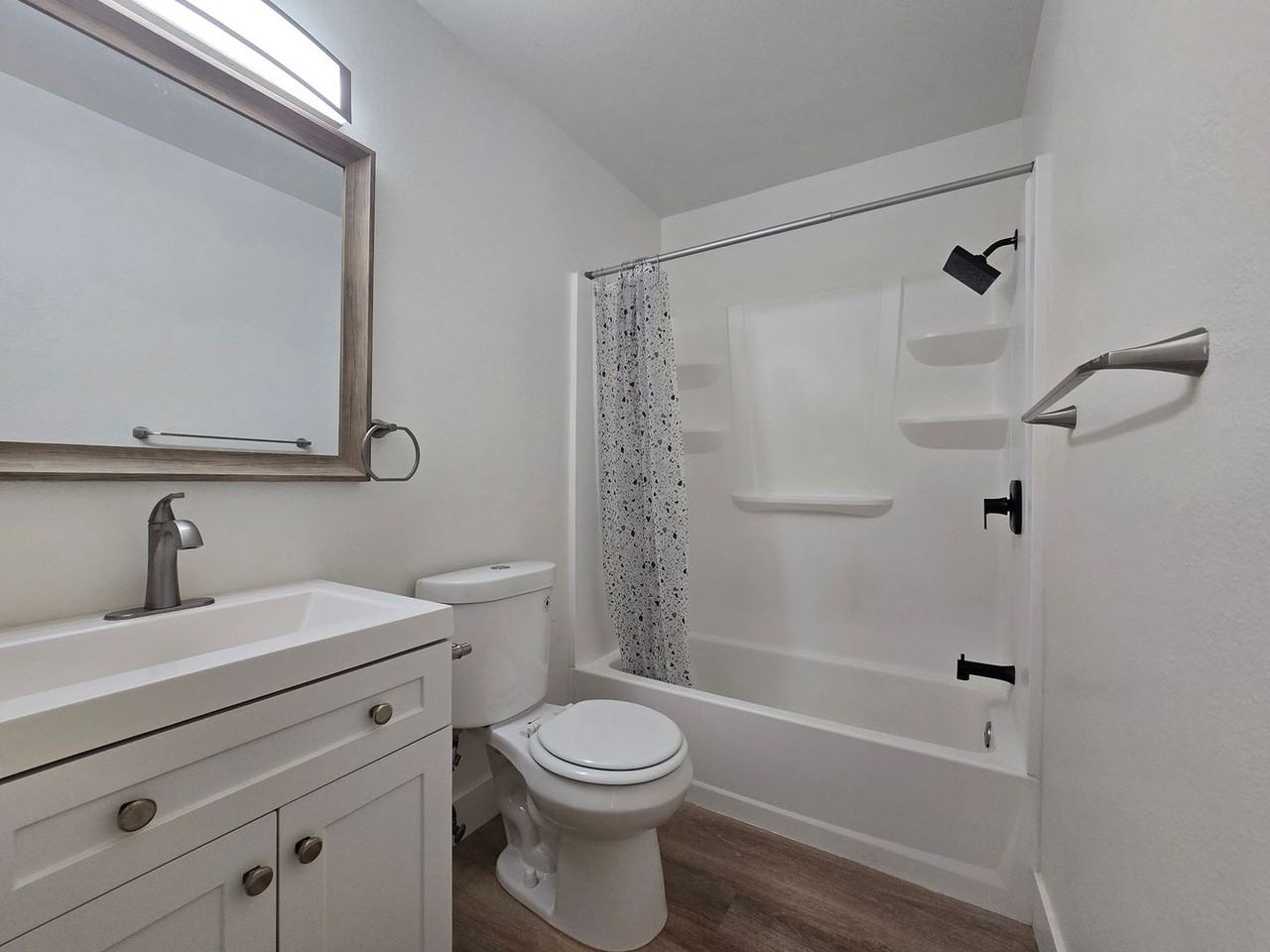 6046 Reo Pl - Photo 4 of 26
