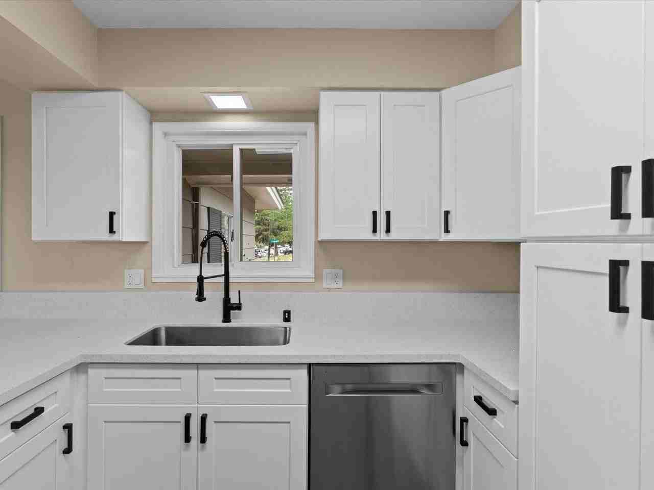 2495 Holman Way - Photo 4 of 34