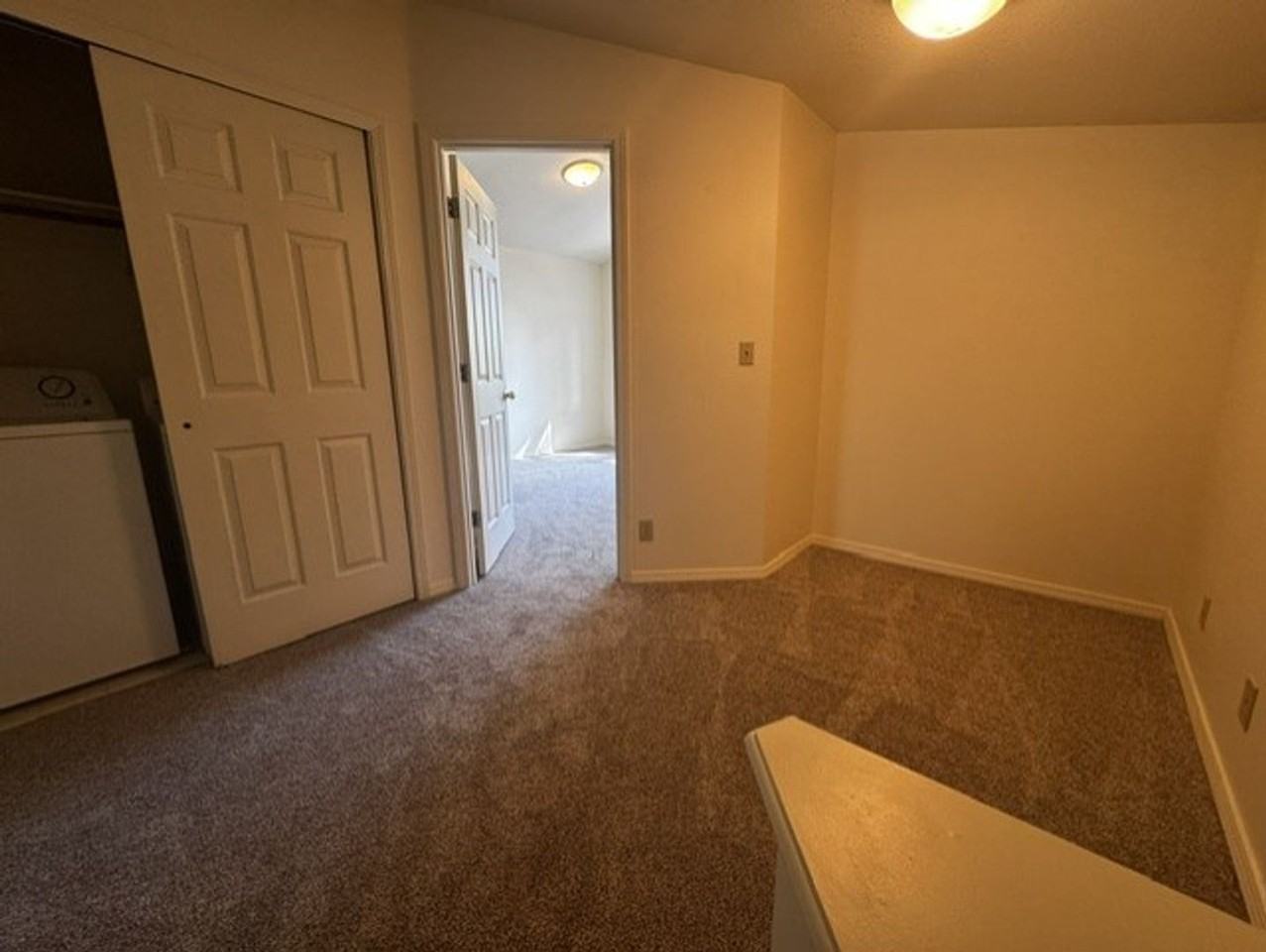 1725 Sw Knoll Ave #2 - Photo 5 of 9