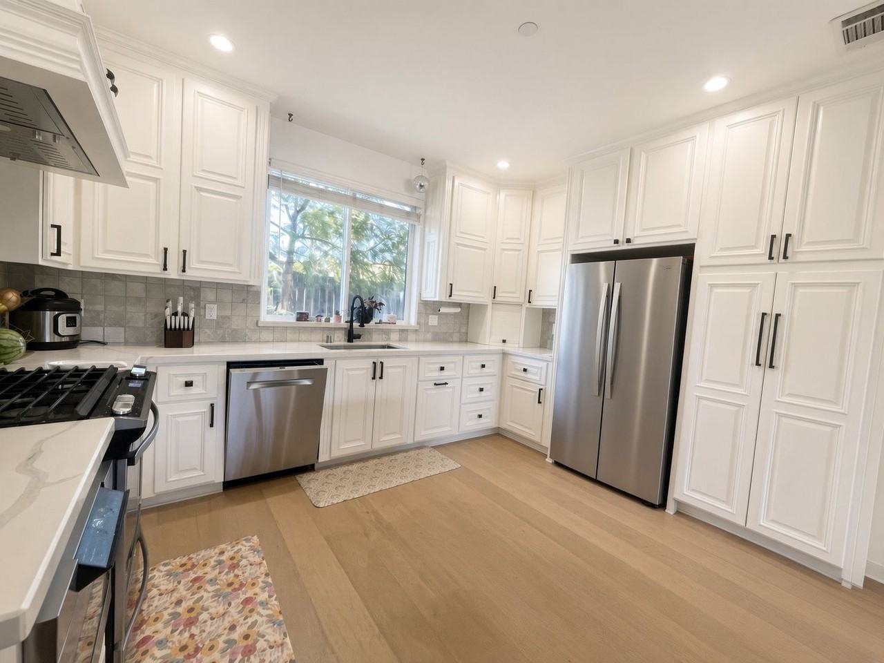 114 Finnians Way - Photo 3 of 15