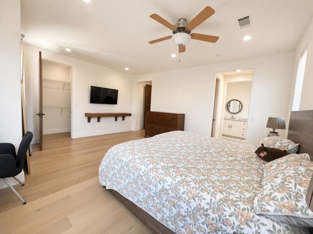 114 Finnians Way - Photo 7 of 15