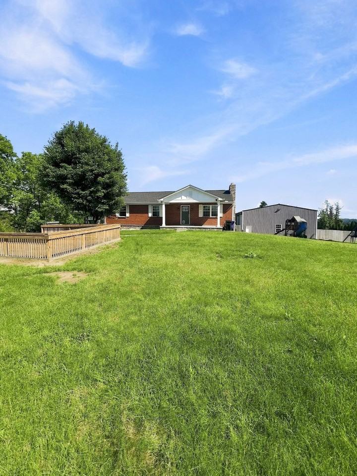 7906 Steubenville Pike - Photo 3 of 50