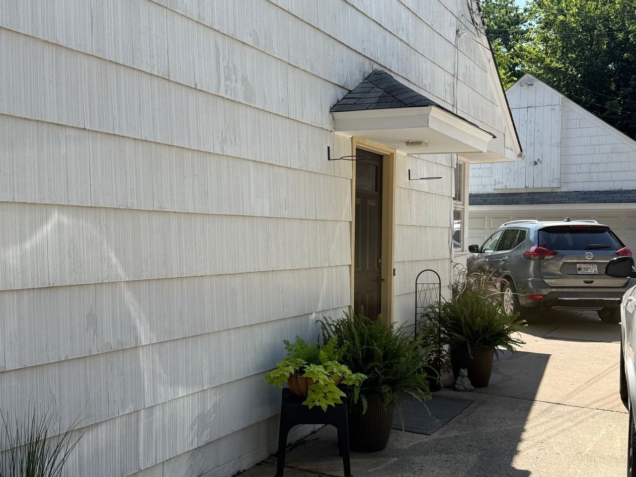 4040 Salem Ave S - Photo 4 of 23