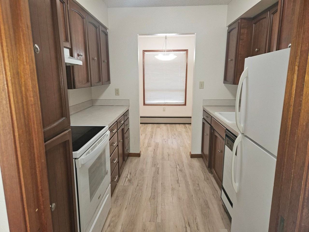 La Villa Apartments - Photo 5 of 50