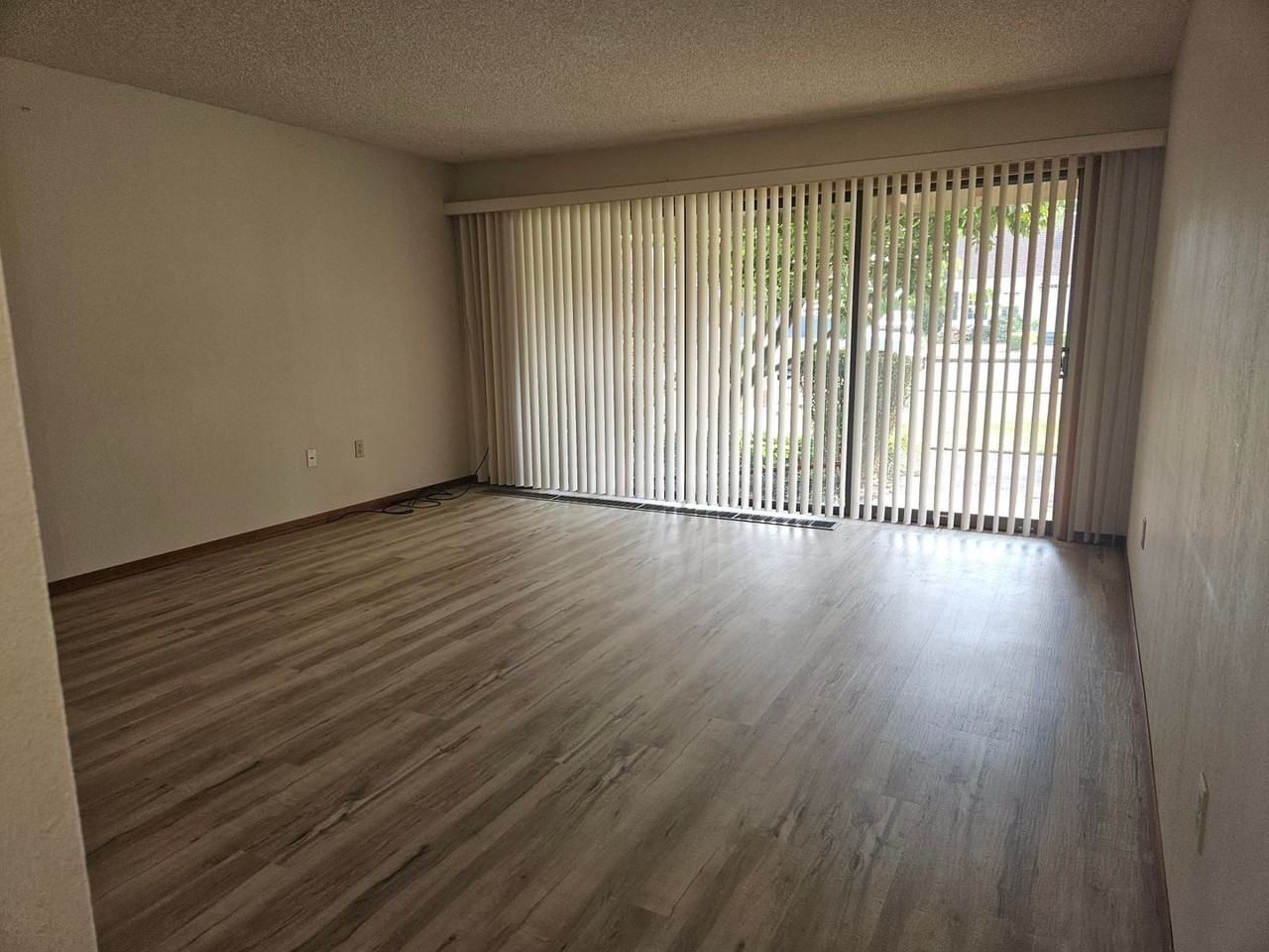 La Villa Apartments - Photo 7 of 50