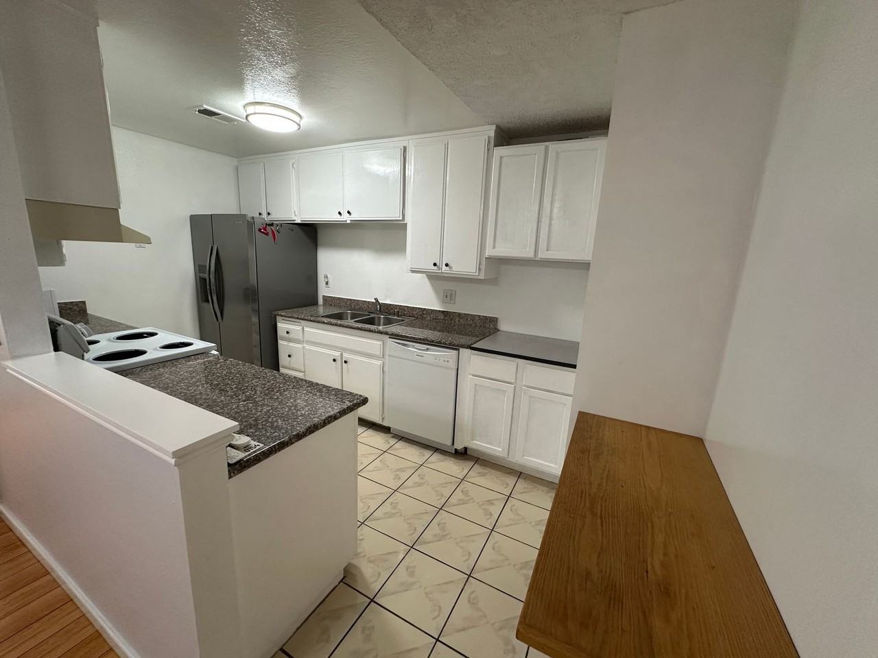 247 N Capitol Ave #164 - Photo 5 of 11