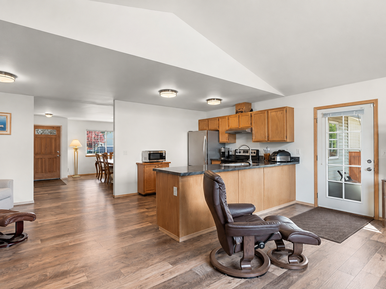 2201 Riley Rd - Photo 5 of 11