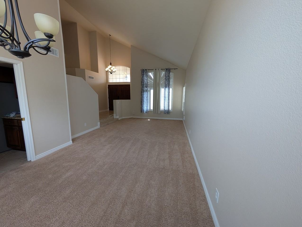 15219 S 47th St - Photo 5 of 35