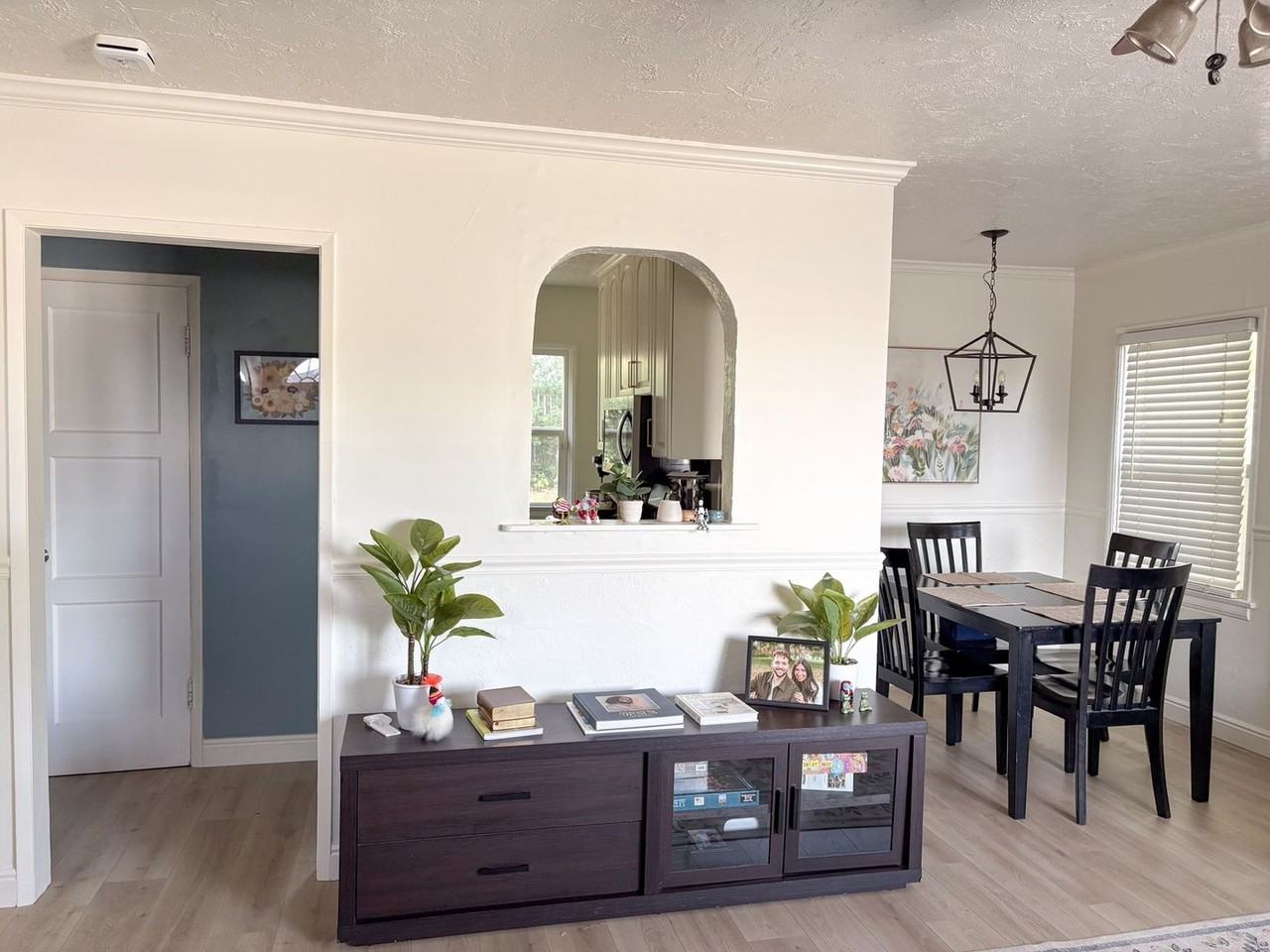 3870 Oram Cir - Photo 4 of 18