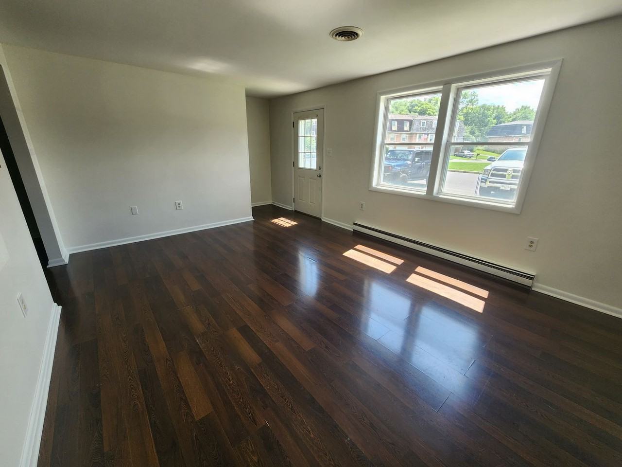 3430 Gregway Dr - Photo 2 of 20