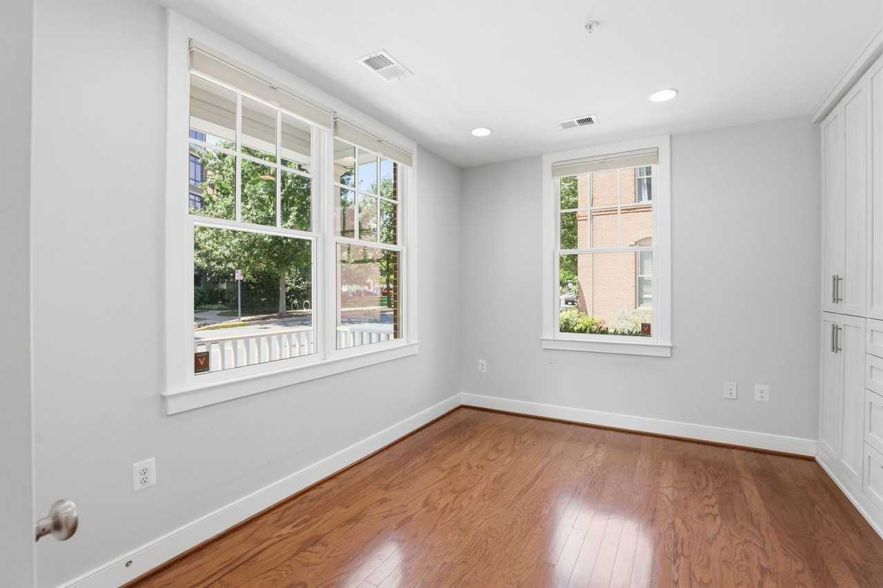 917 Parker Gray School Way - Photo 3 of 26