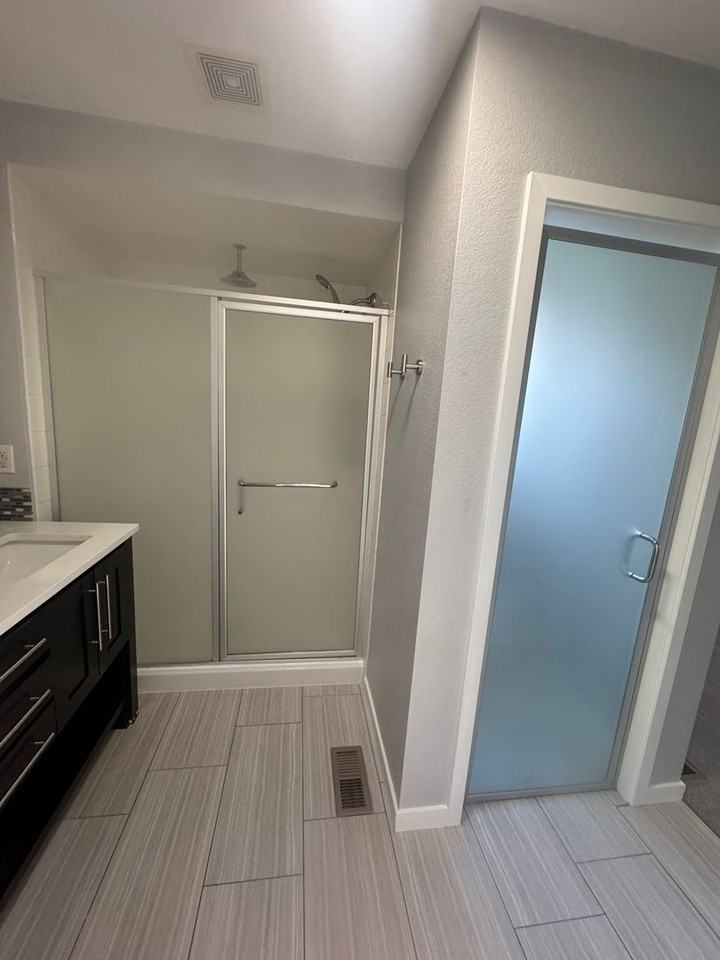 10816 Truckee Cir - Photo 3 of 7