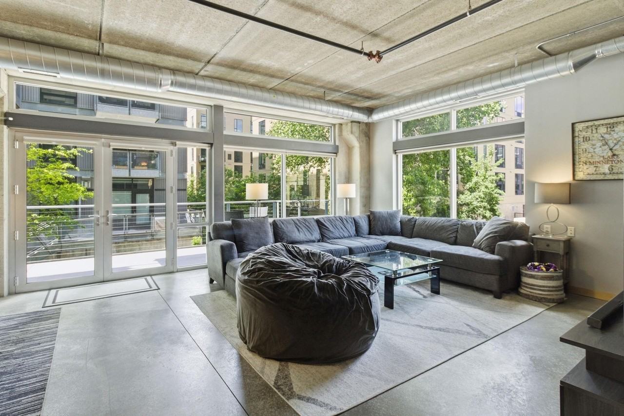 710 N 4th St #W114 - Photo 3 of 36