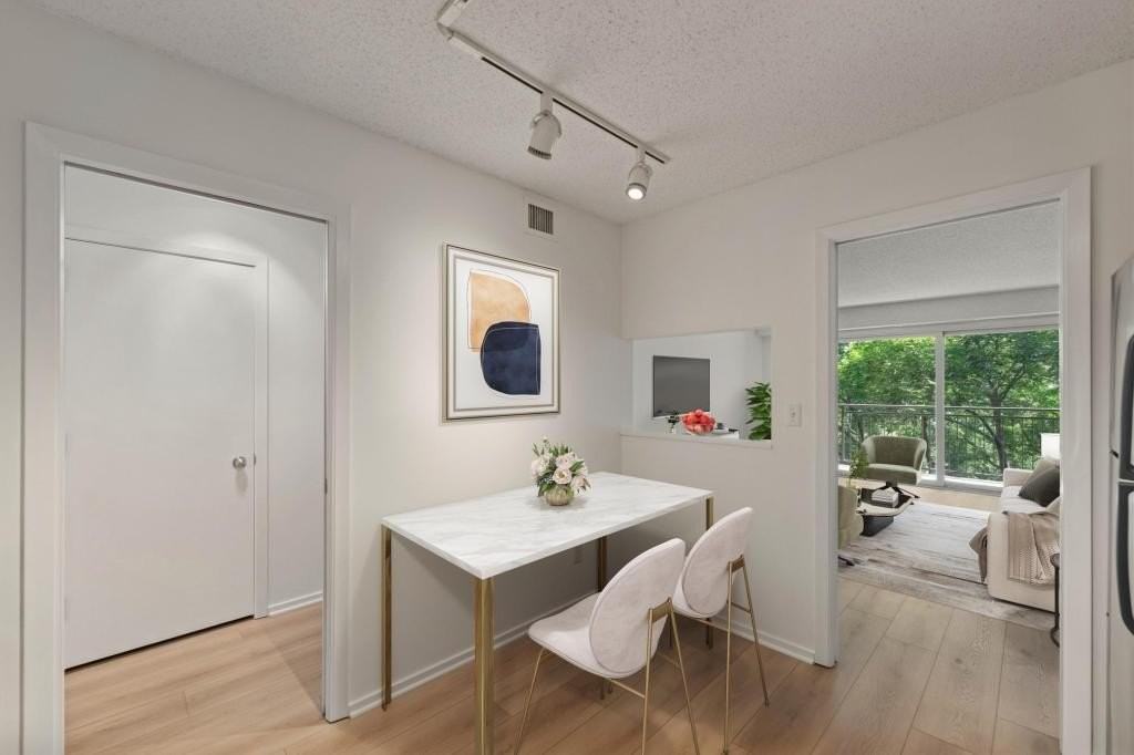 210 W Grant St #607 - Photo 5 of 28