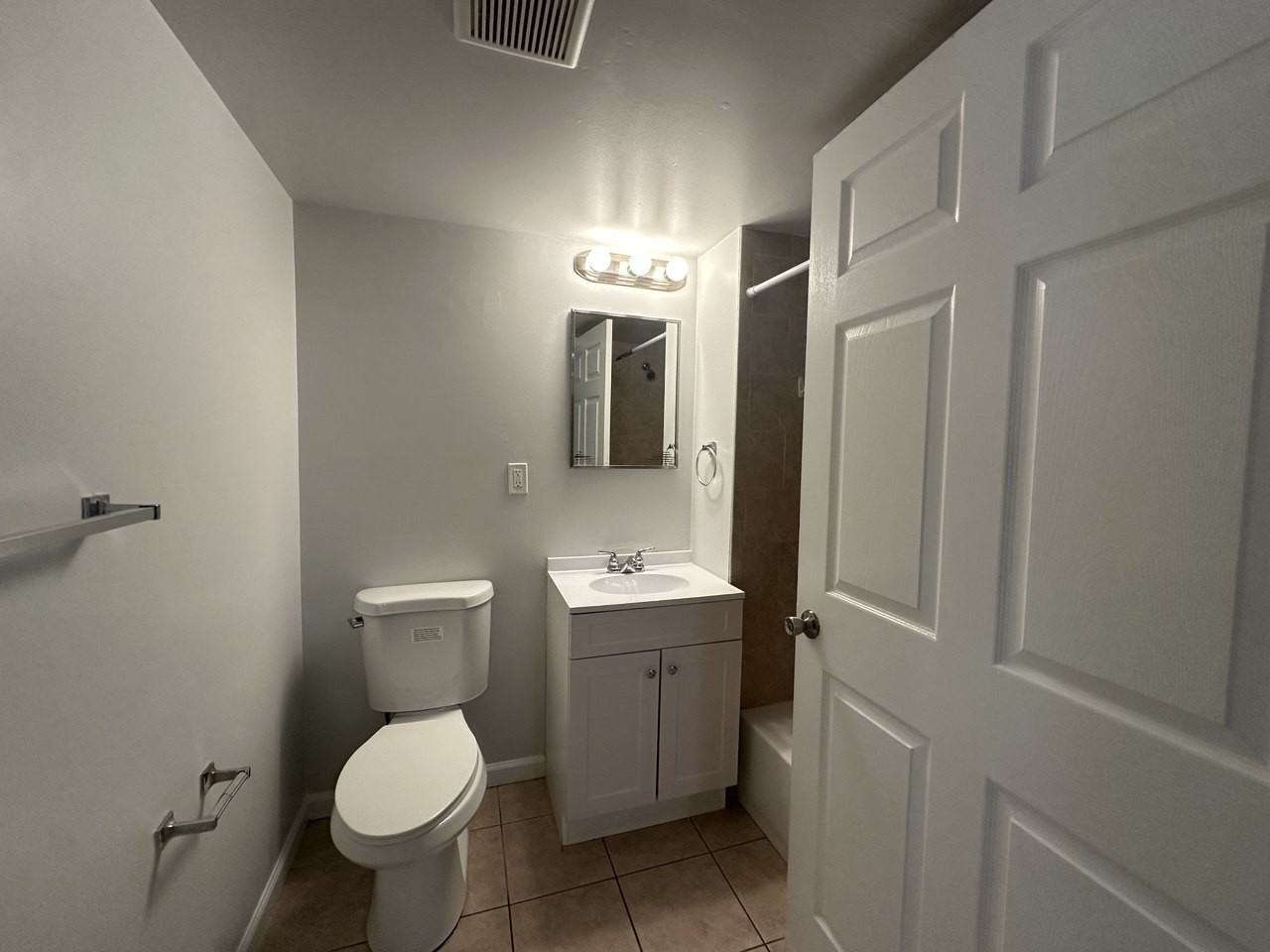3429 N Sydenham St #203 - Photo 7 of 8