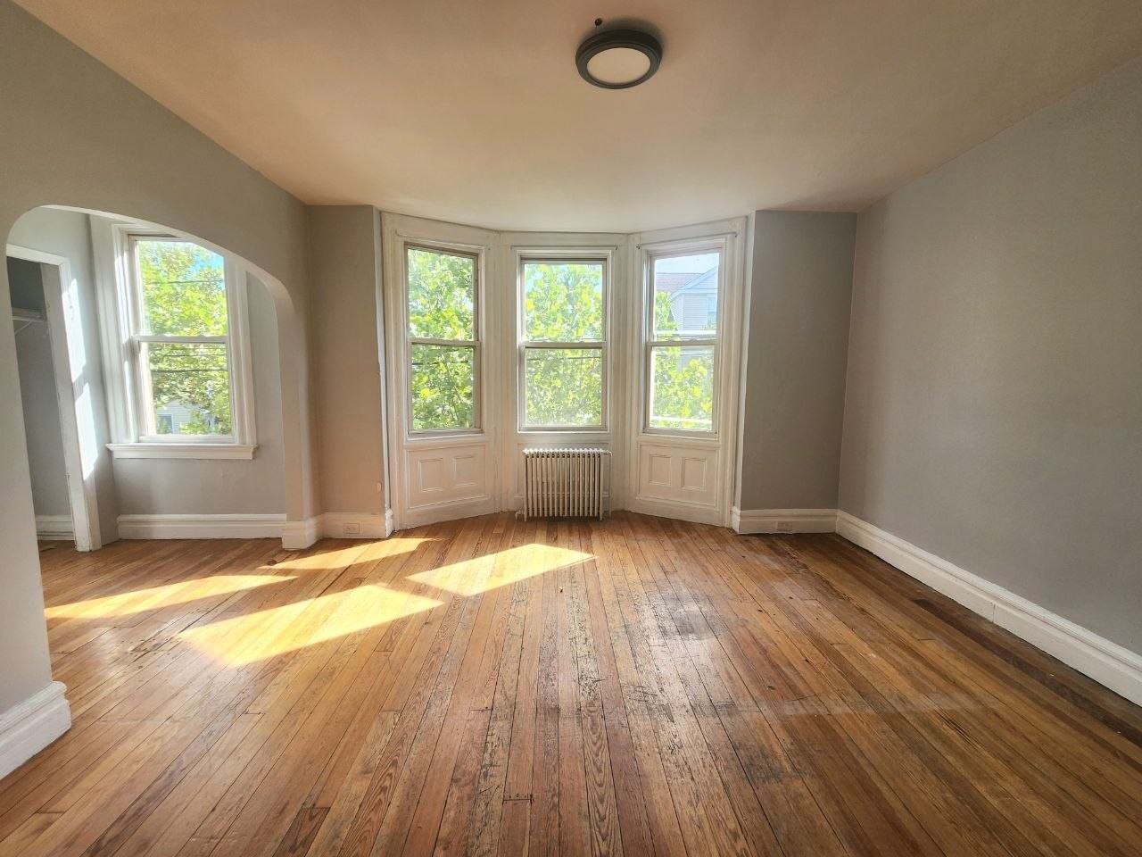 261 New York Ave #2 - Photo 3 of 6