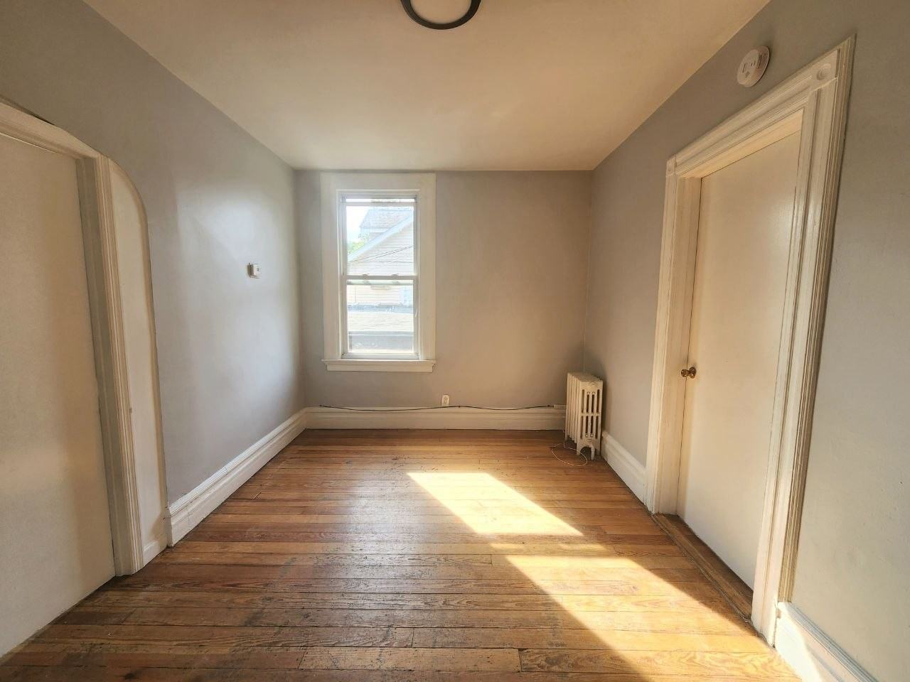 261 New York Ave #2 - Photo 5 of 6