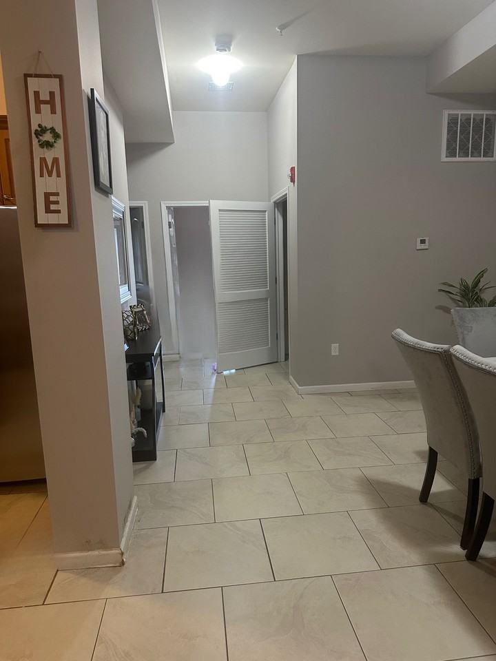 1120 Elizabeth Ave #13 - Photo 5 of 7