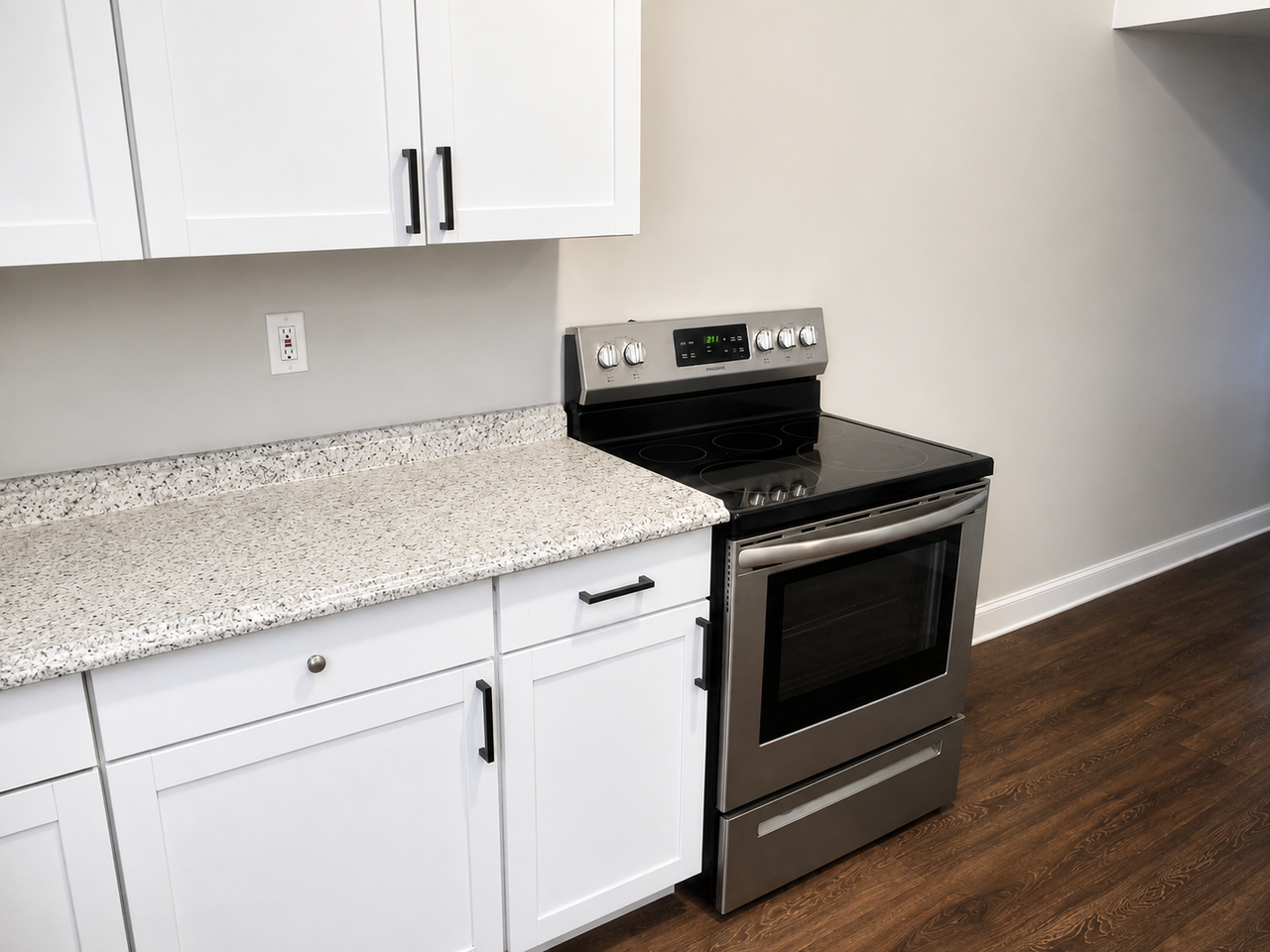 2352 Kenton St #1 - Photo 4 of 6