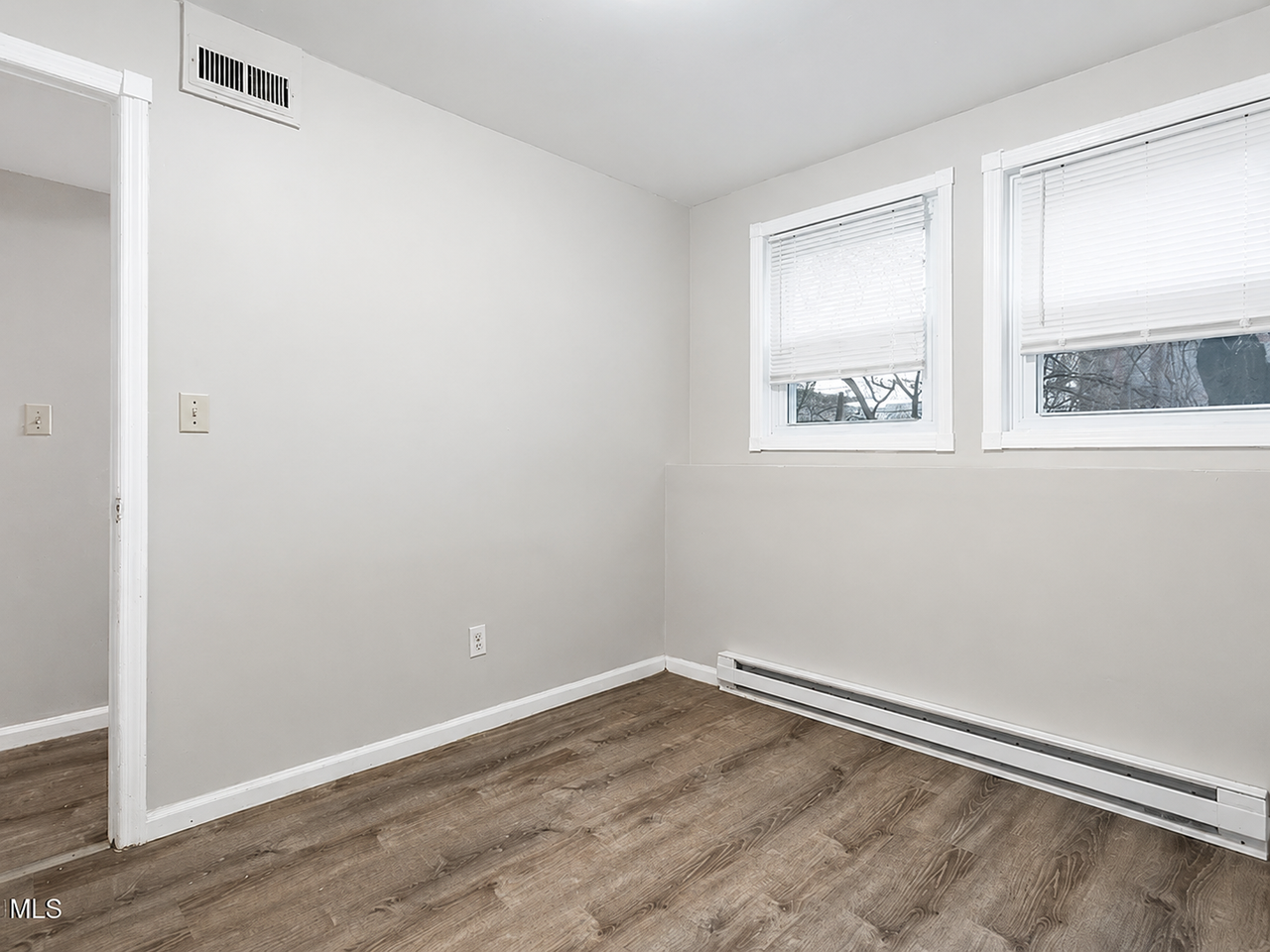 84 Clinton St #2 - Photo 2 of 8