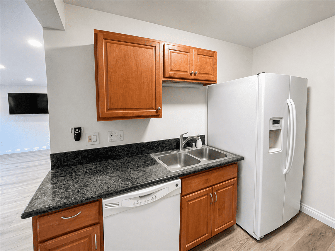 300 S Miraleste Dr #2 - Photo 5 of 26