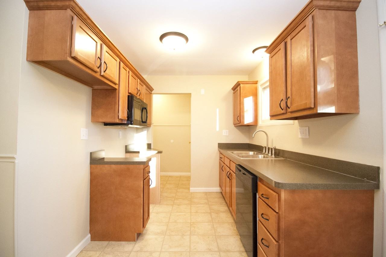 8253 Erie St #NA - Photo 5 of 24