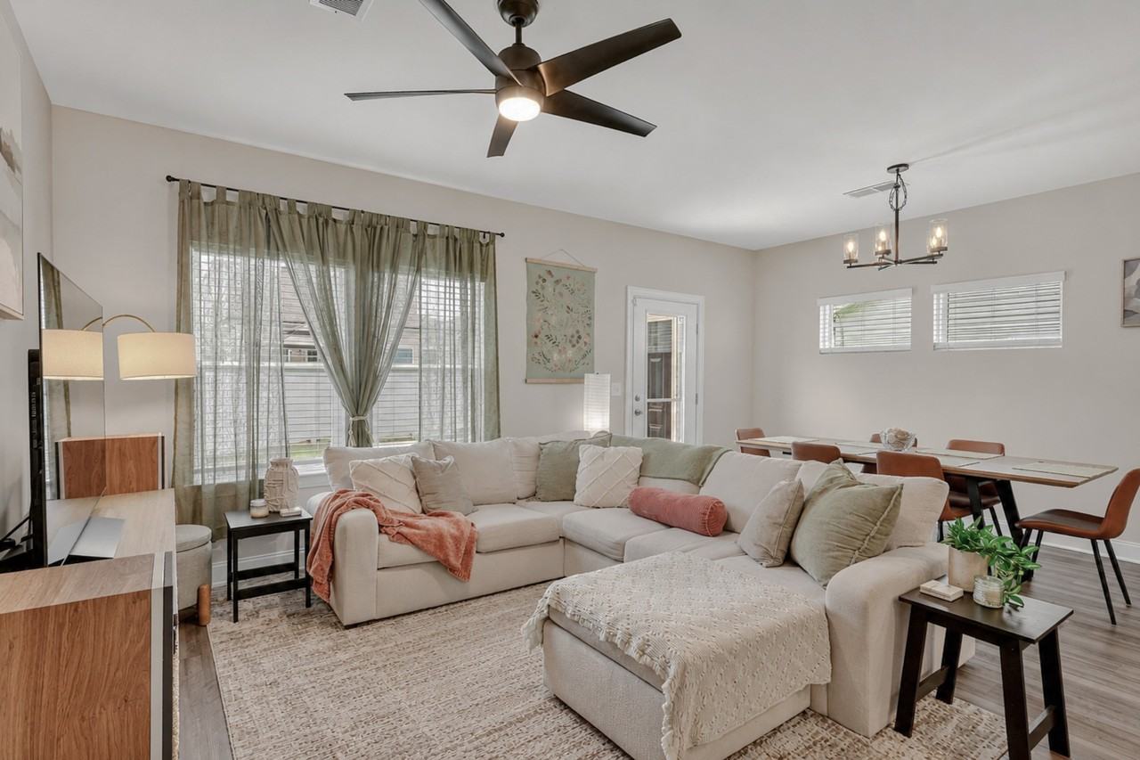 4524 Skywood Ln #NA - Photo 3 of 36