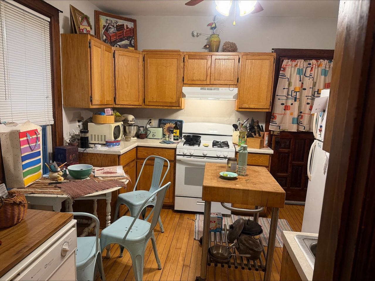 1214 E Mifflin St #1 - Photo 4 of 11