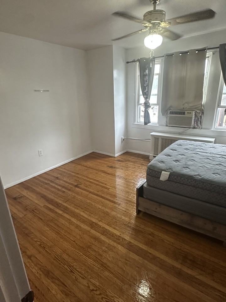 6533 Rising Sun Ave #3rdFL - Photo 5 of 19