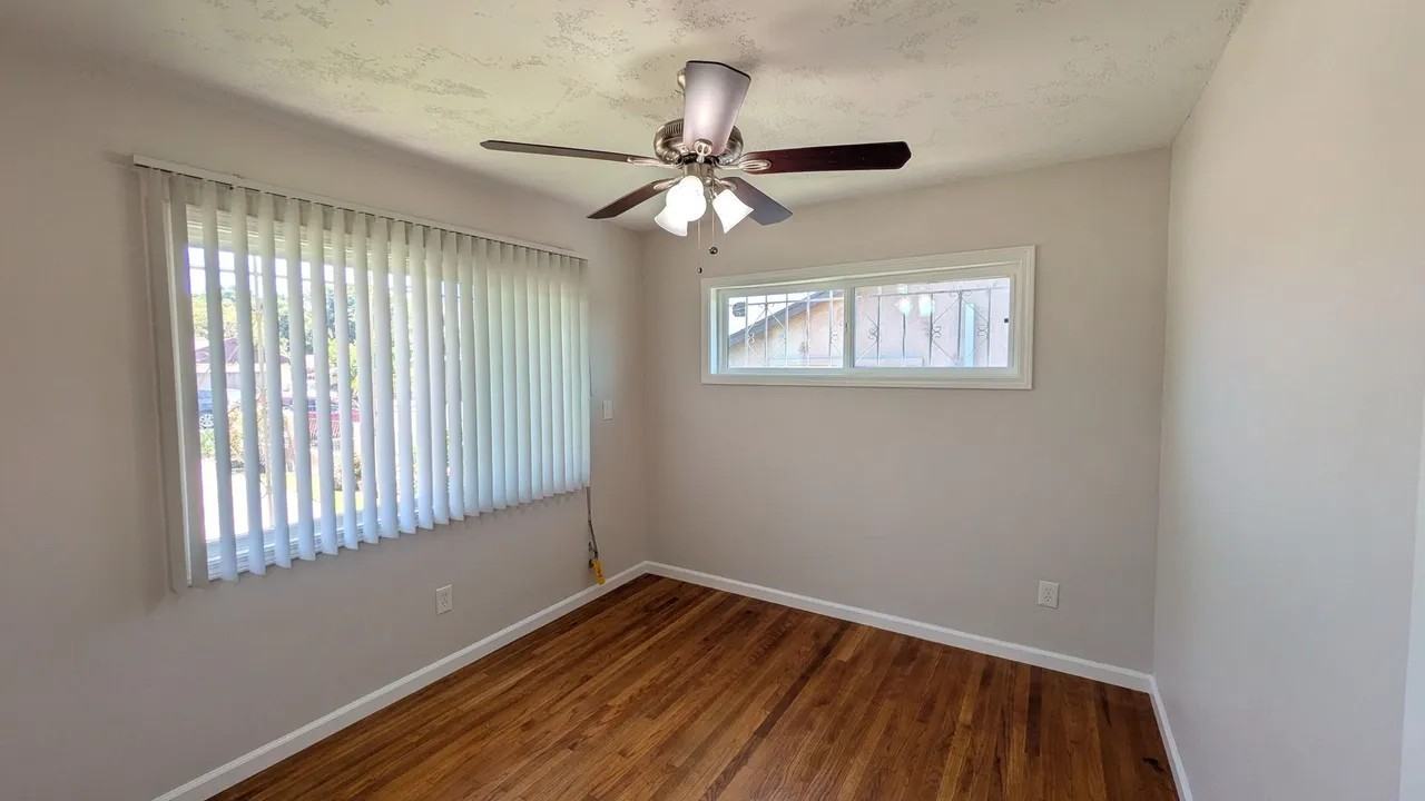 5778 Roswell St #NA - Photo 5 of 10