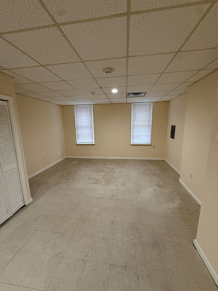 446 Broadway #3 - Photo 3 of 8