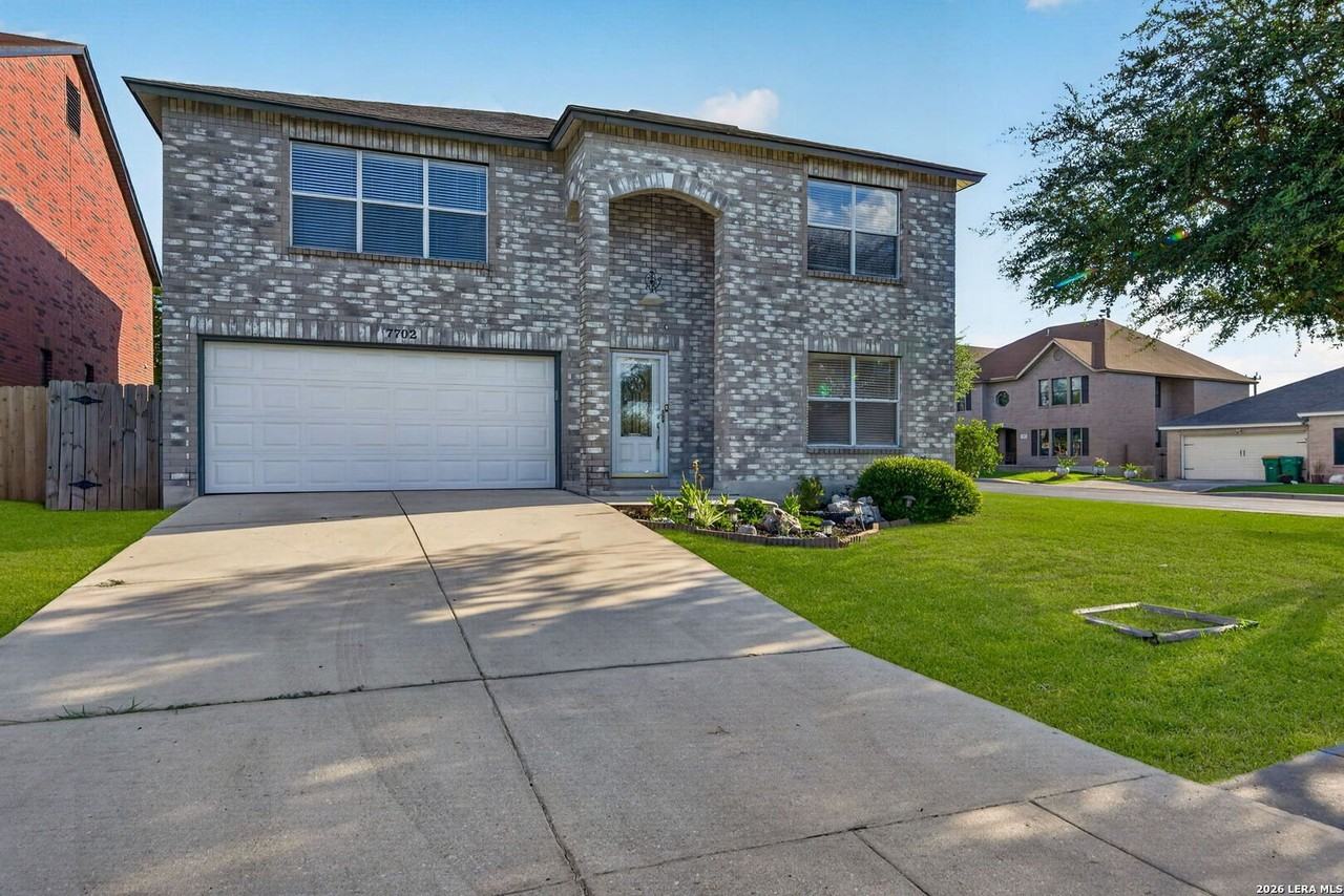 7702 Fairton Pl - Photo 2 of 35
